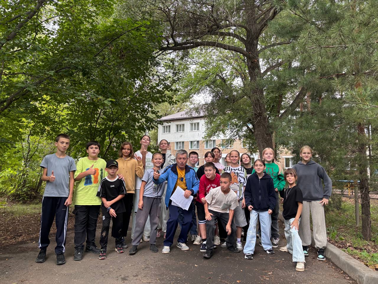 С Днем физкультурника! В 